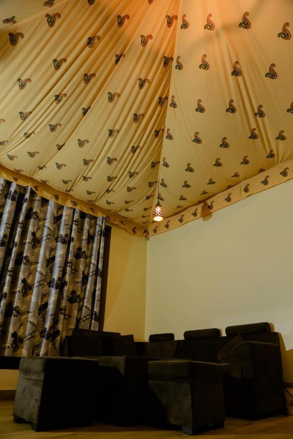The Rustic Villa, A Stay With Luxuries Amenities And Exotic Nature Jaipur Exterior photo